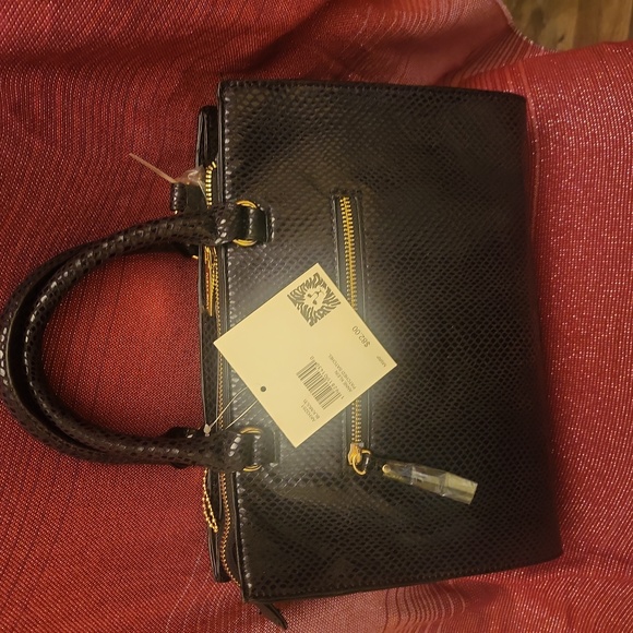 NWT ANNE KLEIN PATCHED SATCHEL - Picture 4 of 9